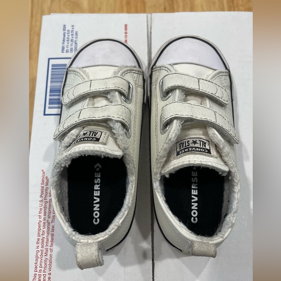 Converse Chuck Taylor All Star Easy On Leather Shoes - Picture 4 of 6